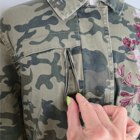 Lane Bryant EUC camo floral full zip embroidered cotton jacket 14/16 green pink - Picture 9 of 17